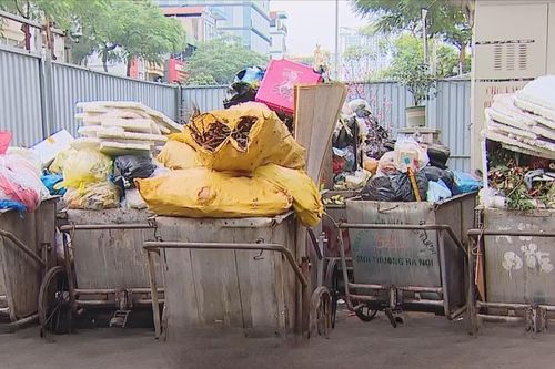 Áp lực rác thải những ngày cận Tết
