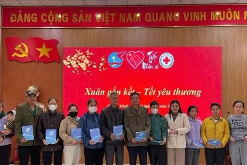 Xã Quang Minh: lan tỏa tinh thần nhân ái, không để ai bị bỏ lại phía sau trong dịp Tết cổ truyền