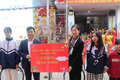 Tết yêu thương cho người khó khăn và bệnh nhân nghèo