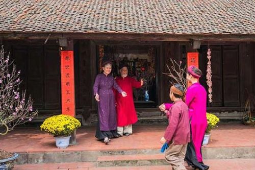 4 tuổi xông đất đầu năm để mang lại may mắn, tài lộc cho mọi gia chủ năm Bính Ngọ 2026