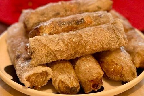 4 nhóm người cần 'nhấc đũa nhẹ nhàng' với món nem rán ngày Tết