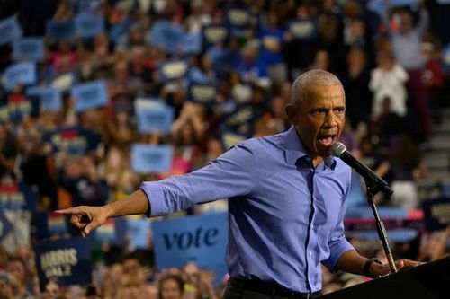Ông Obama chỉ trích 'trò hề' video của ông Trump