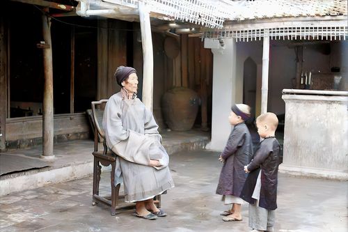 Tết cổ truyền người Việt xưa qua lăng kính ngoại quốc