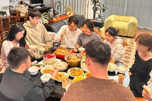 Dấu hiệu điềm lành đến vào ngày mùng 1 Tết gia đình nào cũng mong ngóng