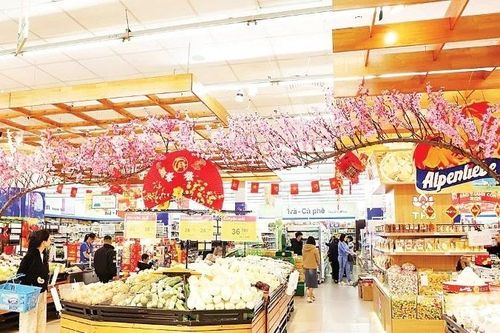 Nguồn cung bảo đảm, giá cả 29 Tết Bính Ngọ ổn định trong tầm kiểm soát