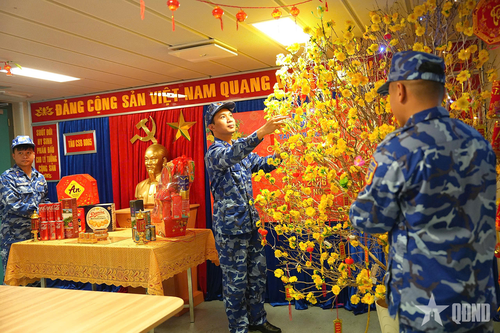 Sắc xuân trong nghĩa tình đồng đội, thắm tình quân dân trên vùng biển Tây Nam của Tổ quốc