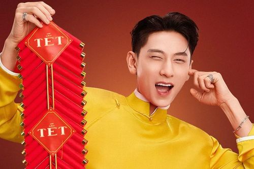 Trò chuyện trước thềm Giao thừa với ca sĩ Isaac: 'Tôi thích Tết vì gợi lại ký ức bằng những thứ rất đời'