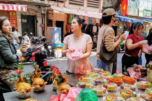 Ngày 29 tháng Chạp ở Thủ đô: Gà lễ cả triệu đồng/con vẫn 'cháy hàng'