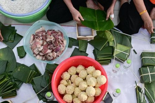 Tết nghỉ ngơi, giảm 'áp lực bếp núc'