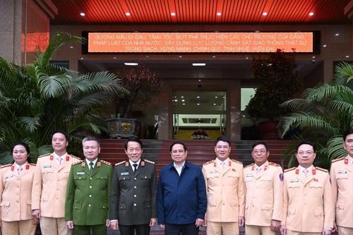 Thủ tướng Phạm Minh Chính kiểm tra công tác đảm bảo trật tự an toàn giao thông