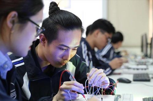 Luật Giáo dục đại học (sửa đổi): Mở rộng tự chủ, thúc đẩy chuyển đổi số
