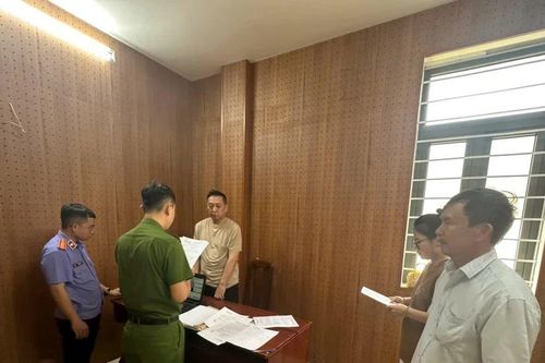 Khởi tố người đàn ông ngoại quốc trộm gần 200 triệu đồng tại Đà Nẵng