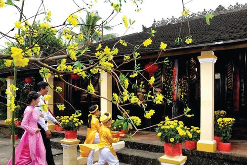Tết là để trở về