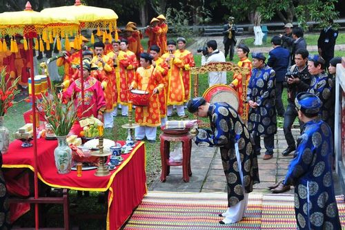 Dấu ấn xuân cung đình giữa mảnh đất Kinh kỳ ngàn năm