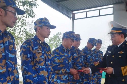 Tết của lính trẻ ở trạm ra đa cao nhất Vịnh Bắc Bộ