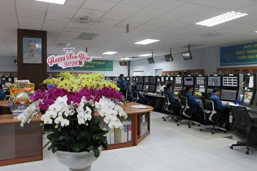 Giao thừa không nghỉ ở NMLD Dung Quất