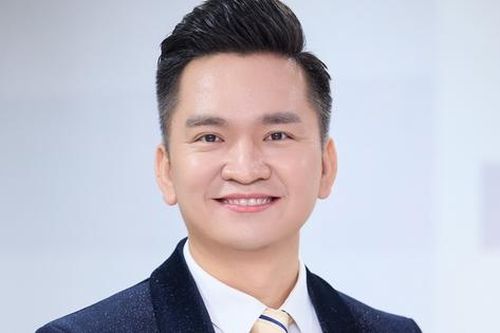 Nam BTV có cái tên đặc biệt nhất VTV: Từng chiến đấu với ung thư, chọn sống chậm, hạnh phúc bình yên