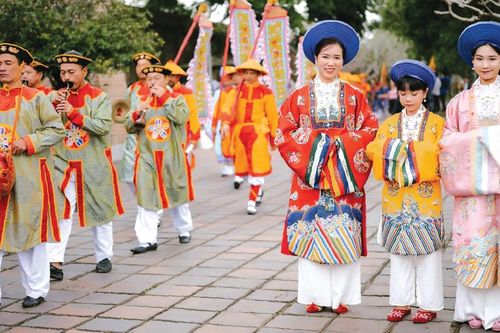 Rong chơi ngày xuân: Đi để Tết ở lại lâu hơn trong ký ức