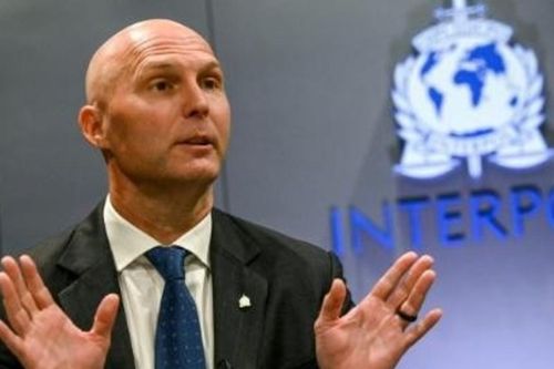 Những 'chiến binh hậu trường' của Interpol trong cuộc chiến với tội phạm mạng vũ khí hóa AI