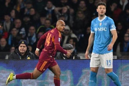 Malen lập cú đúp, tân binh Santos cứu Napoli thoát thua phút 82
