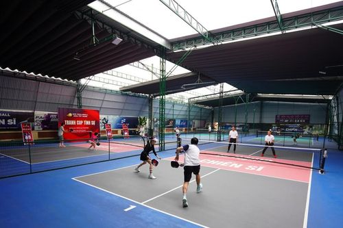 Sôi nổi giải đấu pickleball tranh cúp Tình Sự