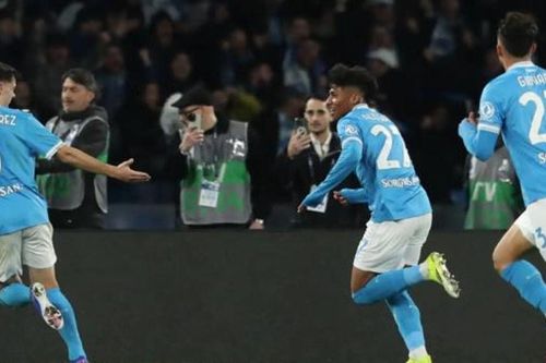 Napoli 2-2 AS Roma: Tân binh Alisson Santos giải cứu đội chủ nhà phút 82