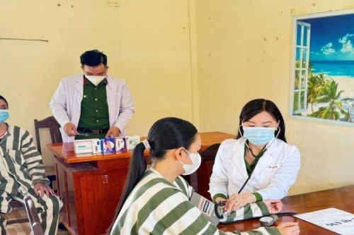 Bộ Công an đề xuất quy định mới về tiêu chuẩn trang thiết bị y tế tại các cơ sở giam giữ