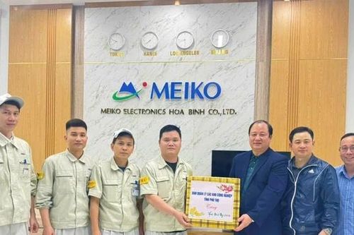 Lãnh đạo Ban Quản lý các khu công nghiệp tỉnh thăm và chúc Tết doanh nghiệp
