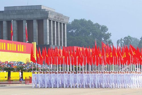 Vươn mình cùng đất nước
