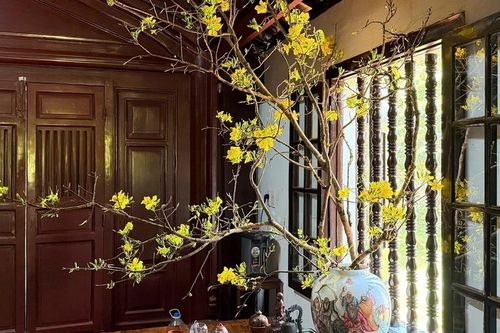 Một ngày lịch sự
