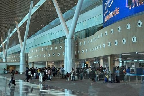 Sân bay Tân Sơn Nhất 'hạ nhiệt' ngày 29 Tết, dưới 1.000 chuyến bay/ngày