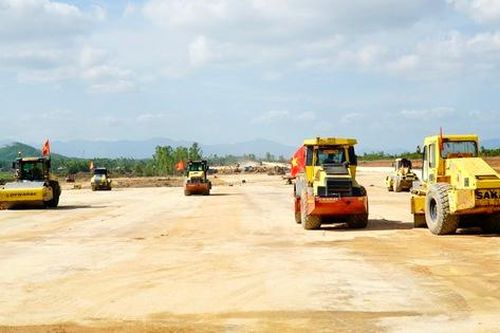 Tết trên công trường đường cất, hạ cánh số 2, Cảng hàng không Phù Cát