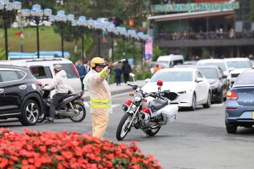 Chống ùn tắc, đảm bảo an toàn giao thông cho Đà Lạt dịp Tết
