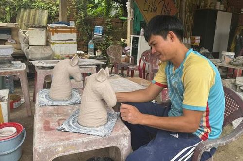 Làng gốm 500 năm tuổi đỏ lửa đón Tết