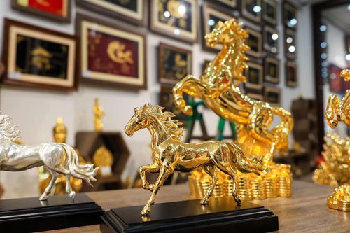 Những thú chơi xa xỉ ngày Tết của đại gia Việt