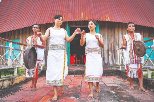 Xuân về trên vùng cao Quảng Ngãi