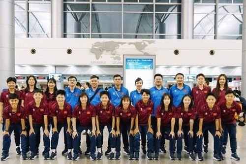 Đội tuyển futsal nữ Việt Nam lên đường sang Nhật Bản tập huấn