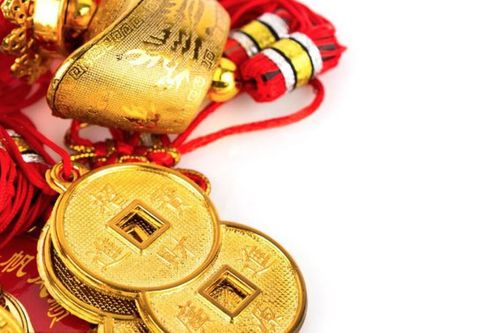 Top ngày sinh 'vượng khí bùng nổ' năm 2026: Vận đỏ trải dài 9 năm