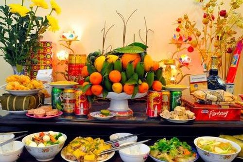 Chuyên gia phong thủy chỉ cách thắp hương đêm giao thừa đúng nhất