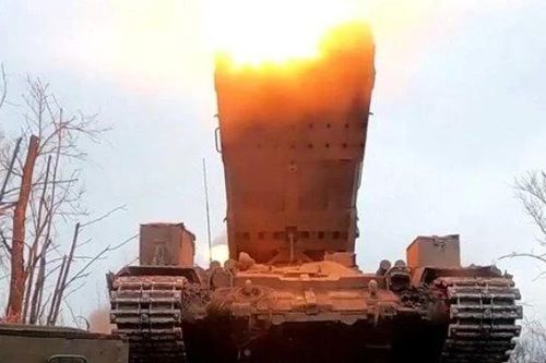 Hệ thống phun lửa hạng nặng TOS-3 Dragon thể hiện xuất sắc trên chiến trường
