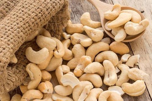 Nhu cầu tiêu thụ dịp Tết tăng cao, xuất khẩu điều tăng mạnh