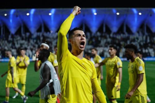 Nani: '1.000 bàn quá dễ với Ronaldo'