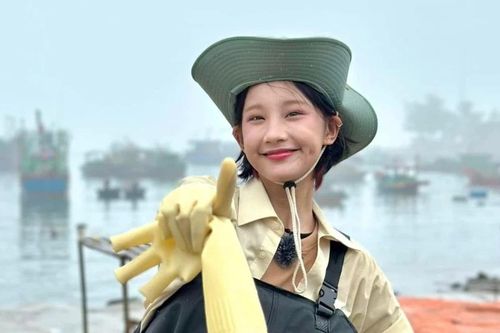 'Cô nàng tuổi Ngọ' Ceri Thu Hà: Từ hotgirl dân tộc đến nữ chính phim giờ vàng