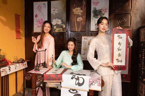 Dàn Hoa hậu, Á hậu gửi lời chúc Tết 'đặc biệt'