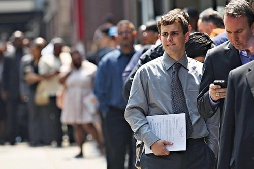 Nghịch lý tại Mỹ, kinh tế ổn định nhưng thất nghiệp kéo dài