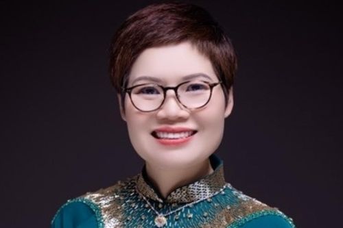 'Nữ tướng' Vũ Thị Mai và hành trình giữ hồn xuân làng nghề Đồng Kỵ