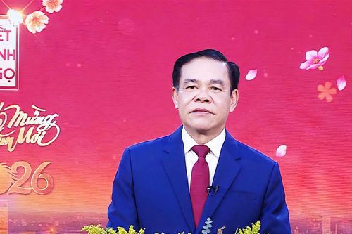 Đồng chí Võ Trọng Hải - Phó Bí thư Tỉnh ủy, Chủ tịch UBND tỉnh Nghệ An chúc Tết giao thừa Xuân Bính Ngọ 2026
