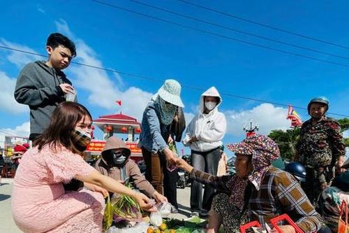 Chợ Gò - phiên chợ độc đáo mỗi năm chỉ họp một lần