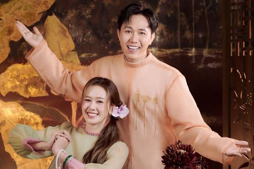Vợ chồng Anh Đức tung ảnh chào đón năm mới Bính Ngọ 2026