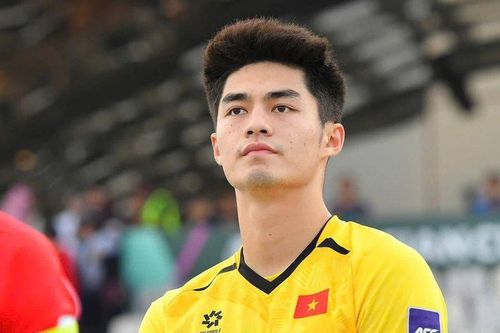 Thủ môn Trần Trung Kiên sẽ học đại học